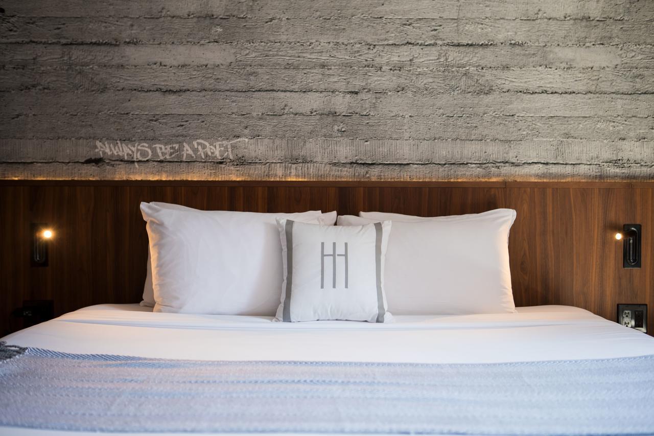 Hotel Henri New York Exterior photo