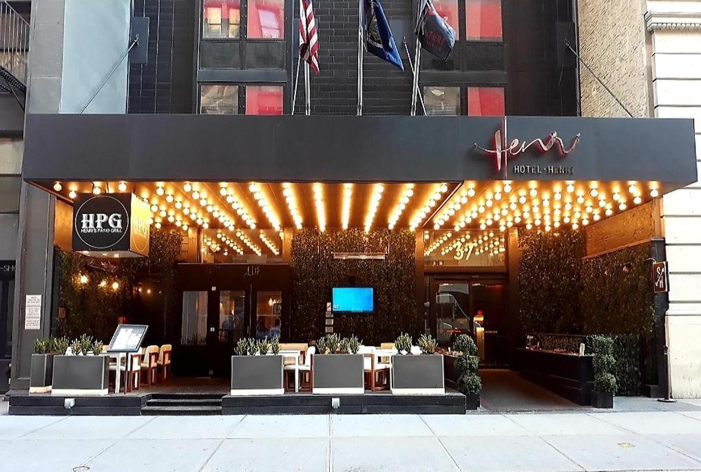 Hotel Henri New York Exterior photo